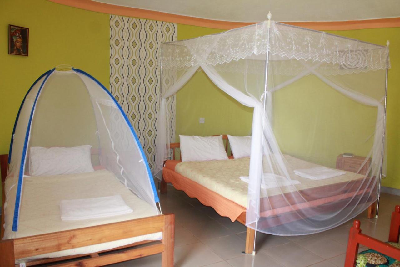 Crater Bay Cottages Kabale Exterior photo