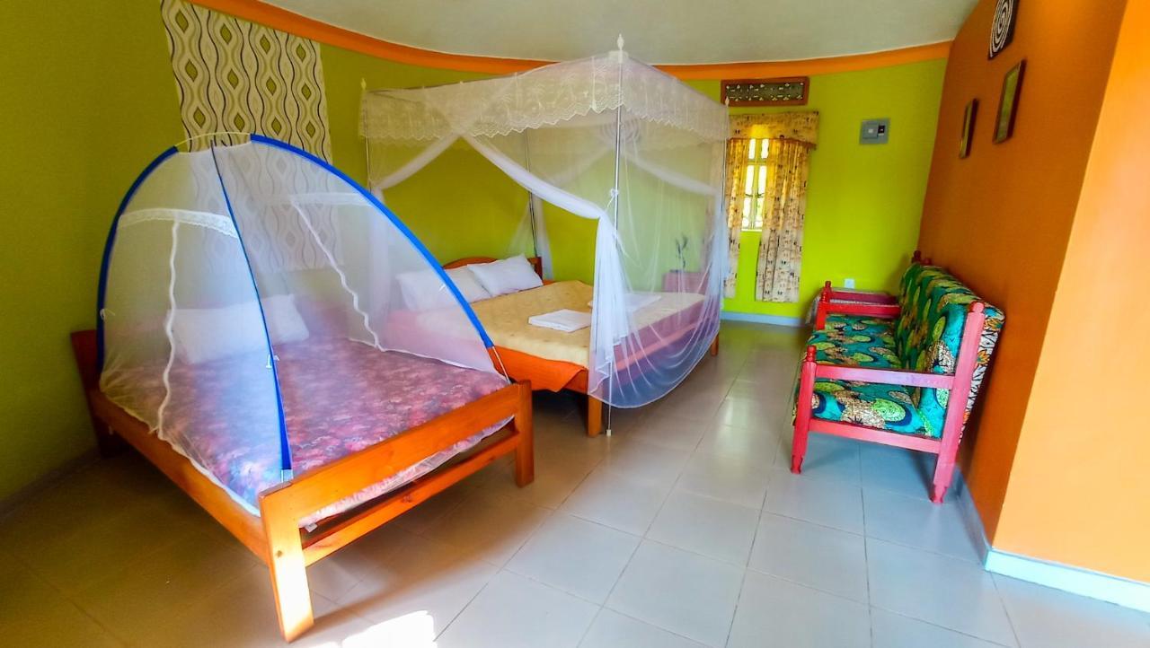 Crater Bay Cottages Kabale Exterior photo