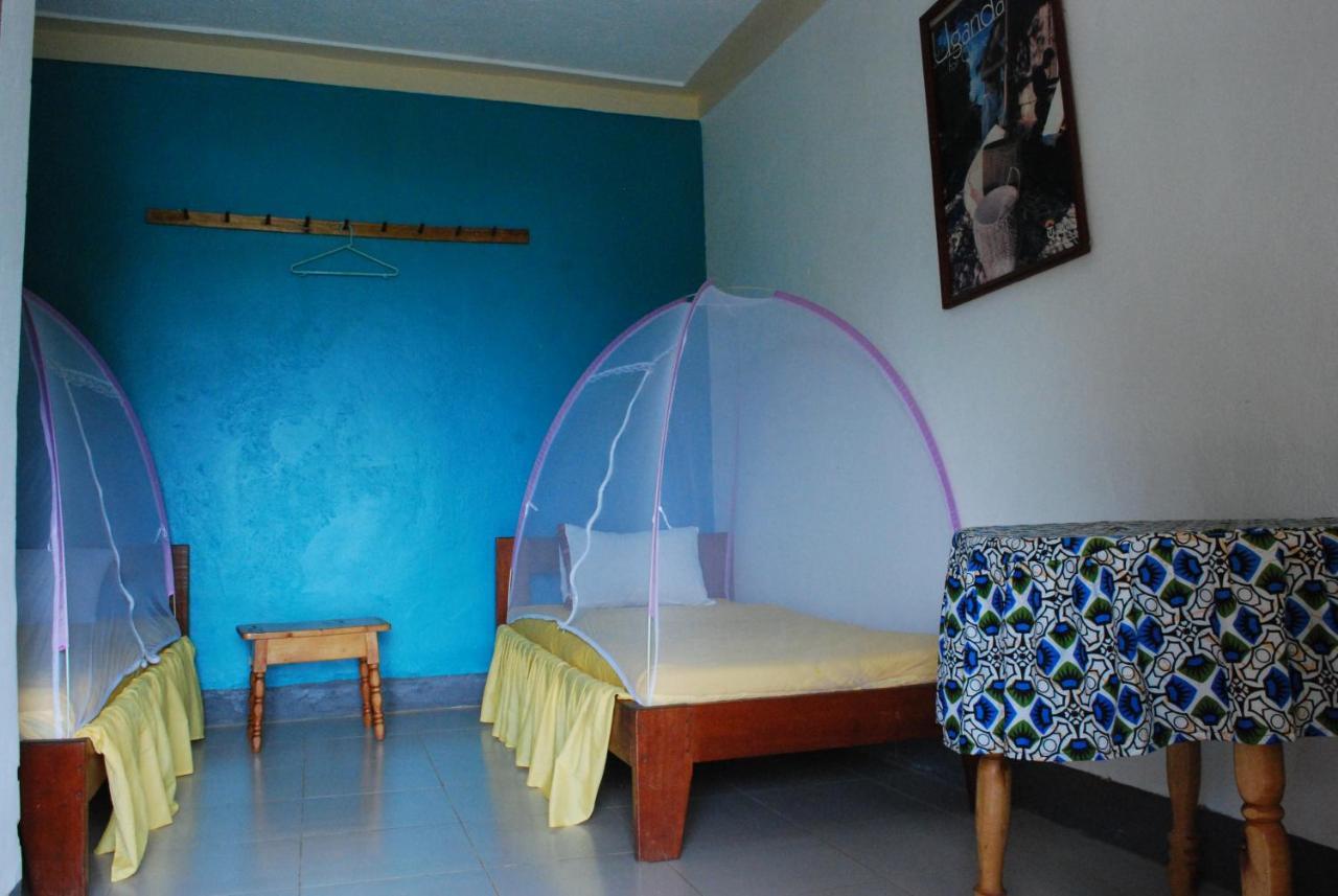 Crater Bay Cottages Kabale Exterior photo