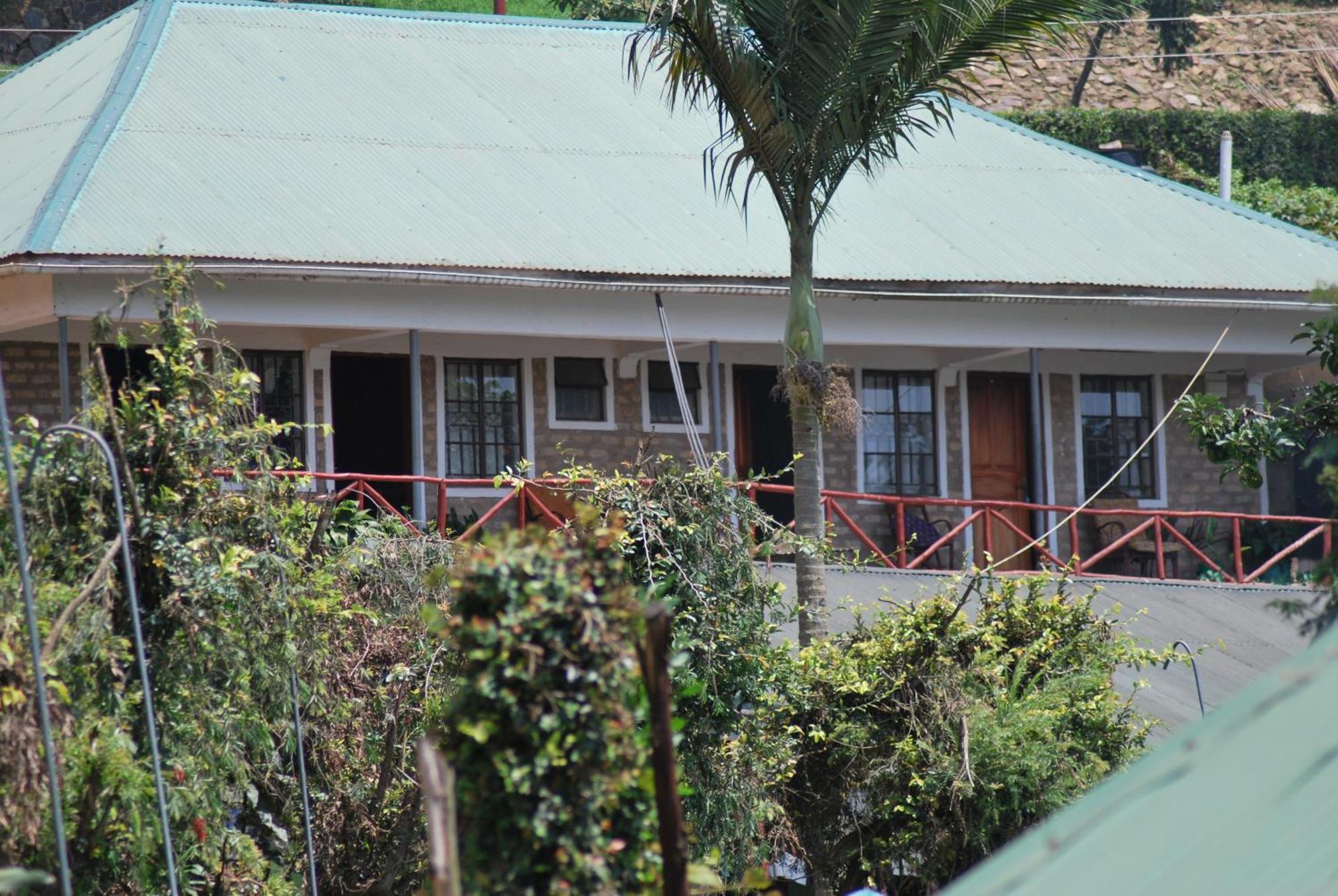 Crater Bay Cottages Kabale Exterior photo
